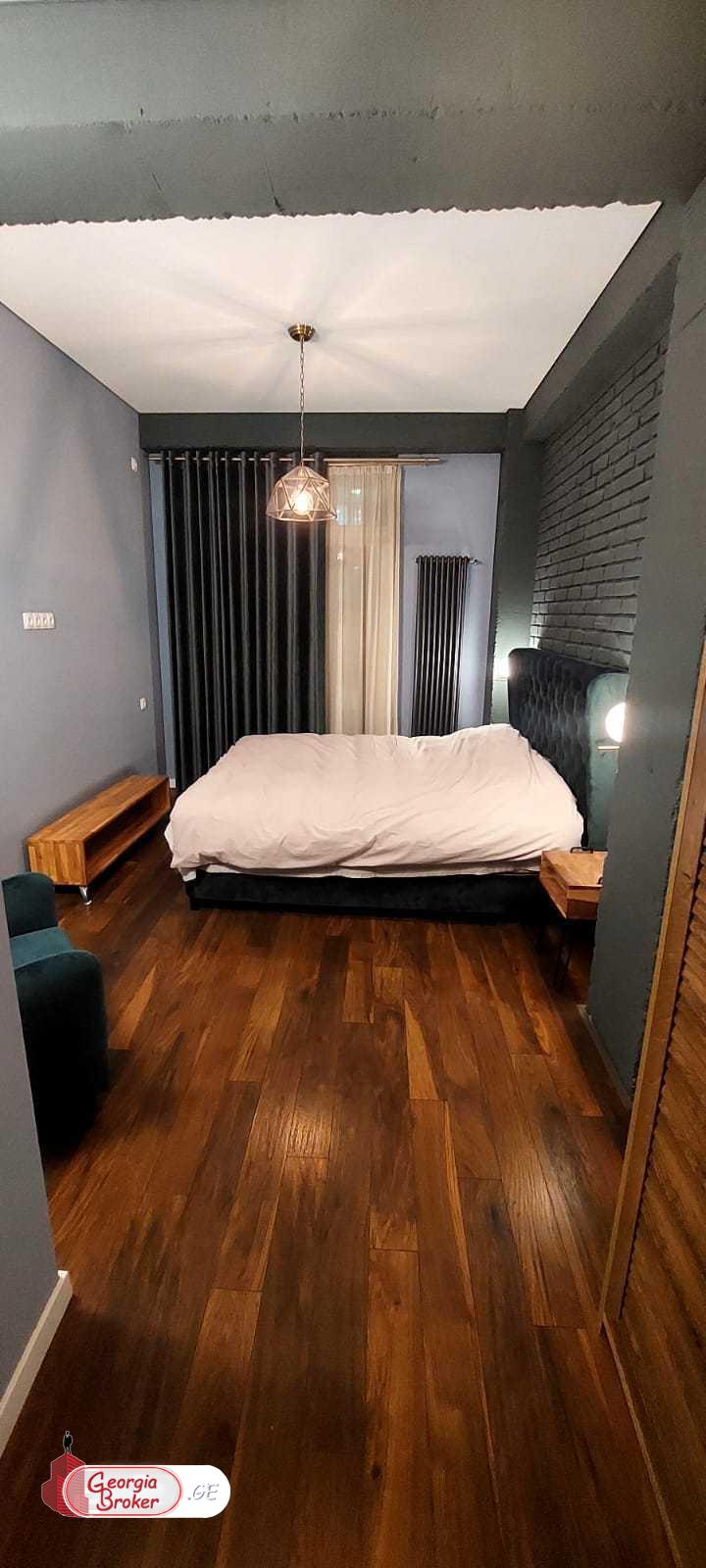 продается квартира с новым ремонтом 3-комнаты