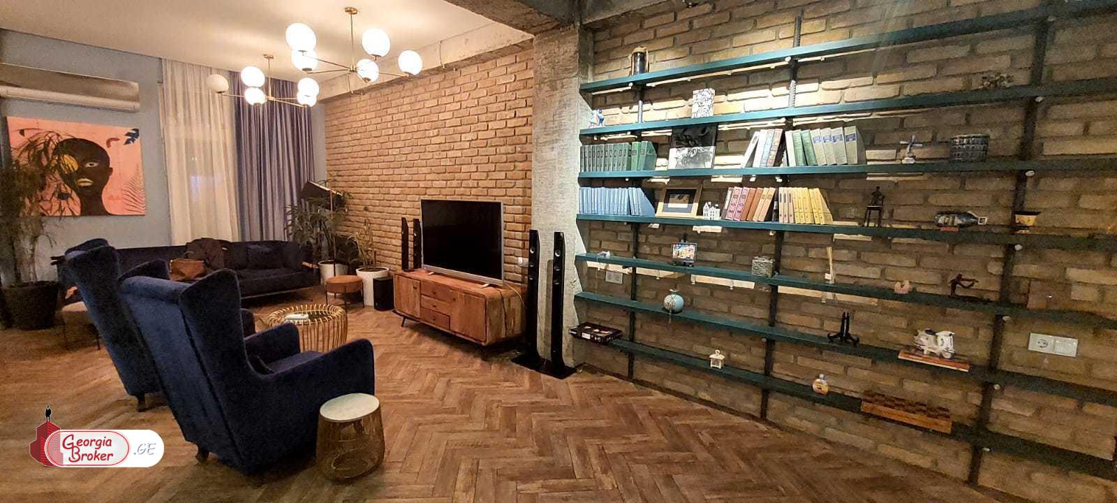 продается квартира с новым ремонтом 3-комнаты