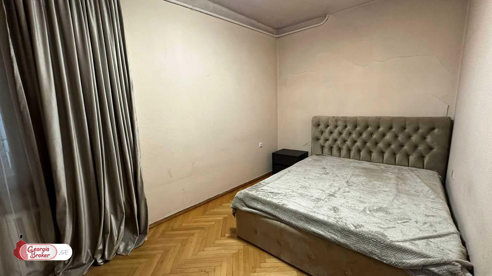 nearly repaired 7-room house for rent