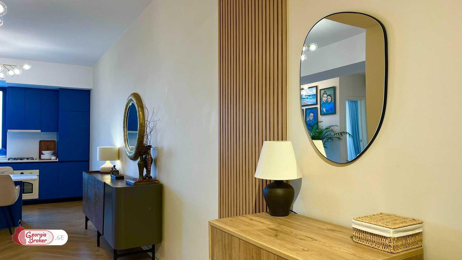 იყიდება ახალი გარემონტებული 3 ოთახიანი ბინა  ვაკეში