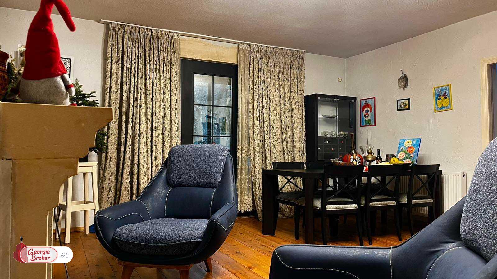 продается дом с новым ремонтом 7-комнат