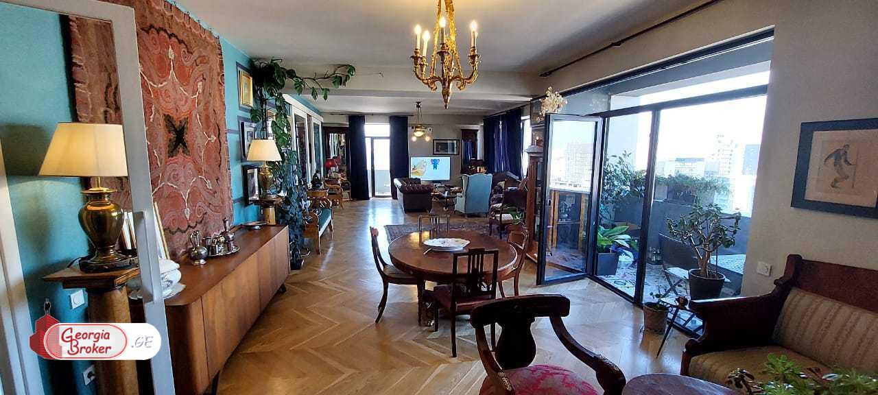 nearly repaired 5-room apartment for sale