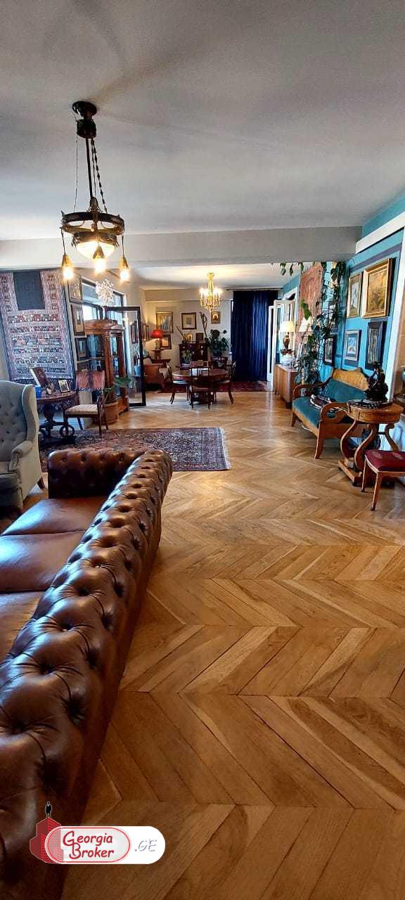 nearly repaired 5-room apartment for sale