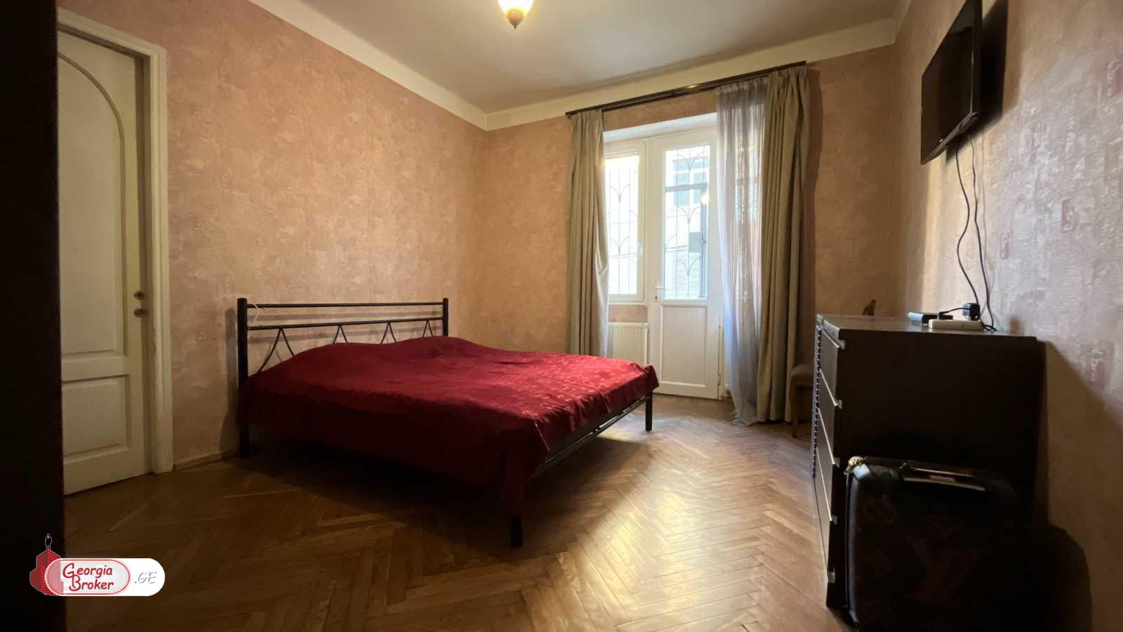 nearly repaired 4-room apartment for sale