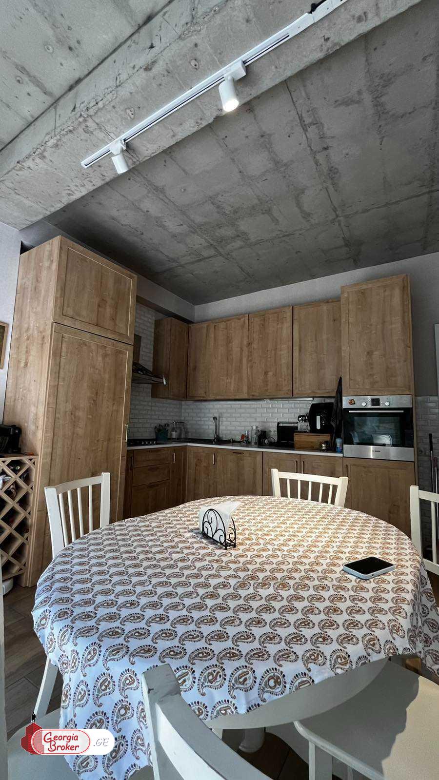 nearly repaired 7-room house for sale