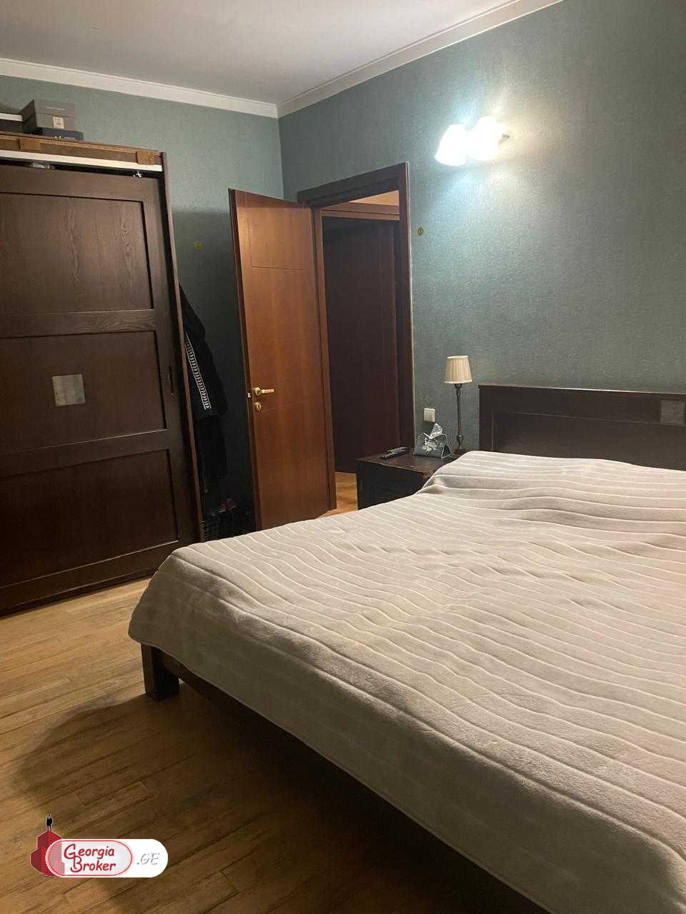 в аренду дом с новым ремонтом 6-комнат