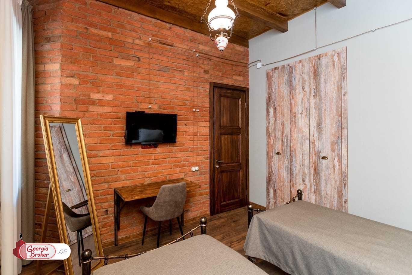 ქირავდება ახალი გარემონტებული 6 ოთახიანი სახლი მთაწმინდაზე