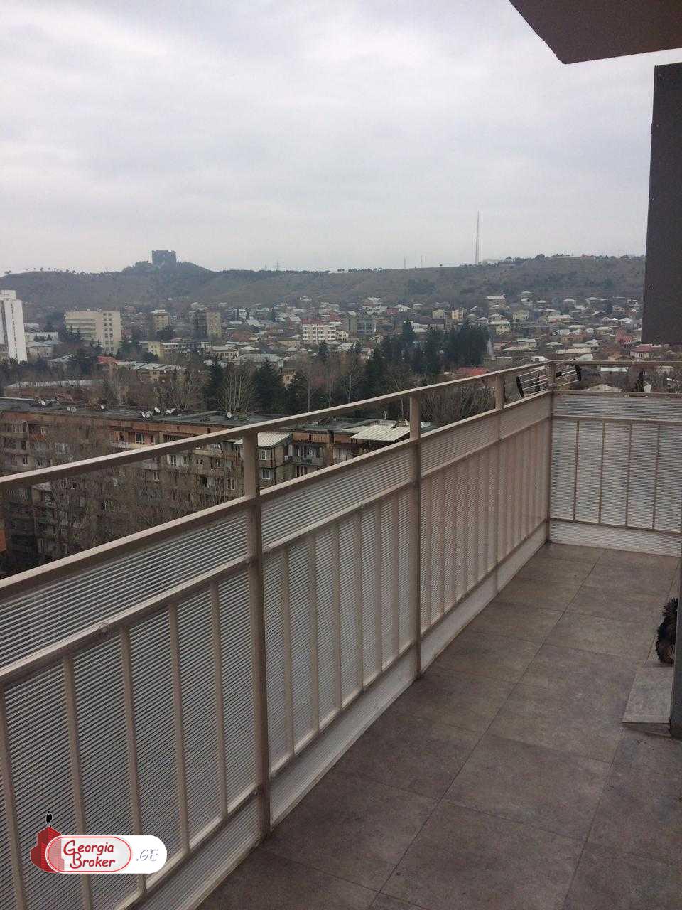 nearly repaired 3-room apartment for rent