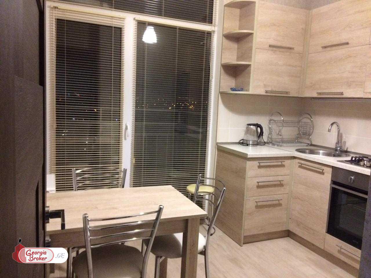 nearly repaired 3-room apartment for rent