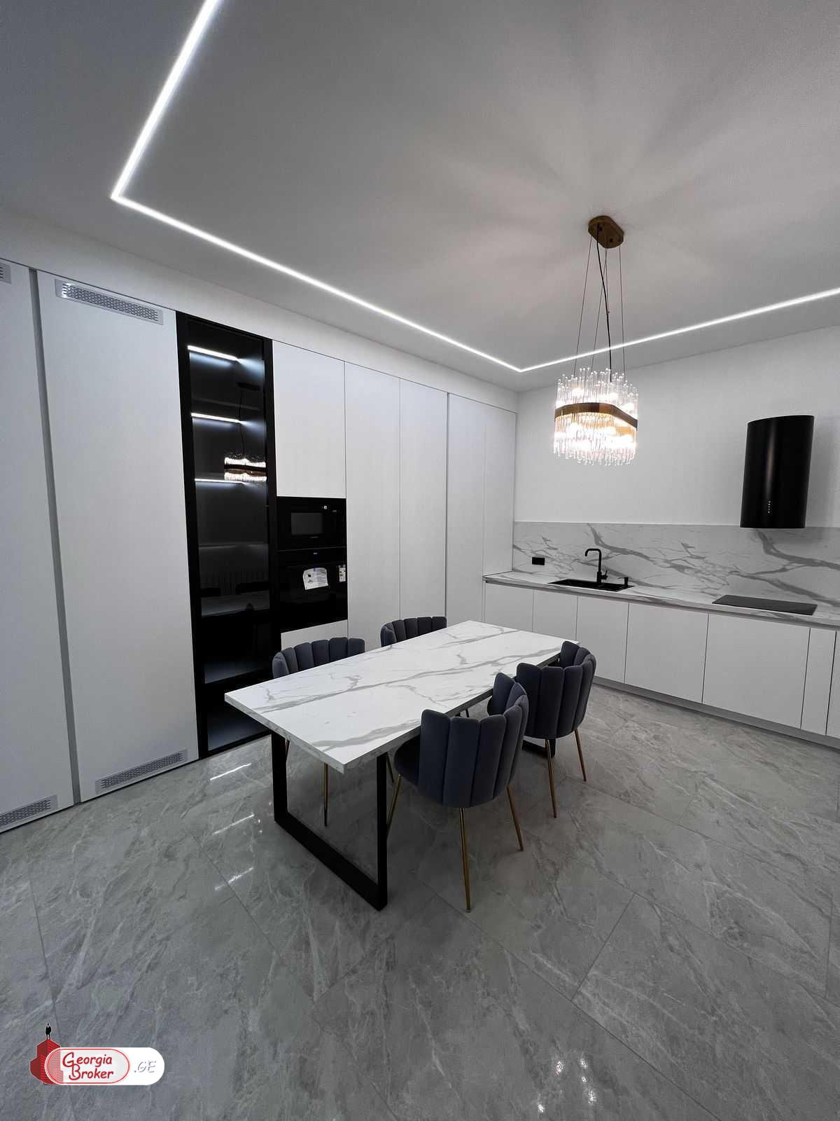 ქირავდება ახალი გარემონტებული 9 ოთახიანი სახლი დიდ დიღომში