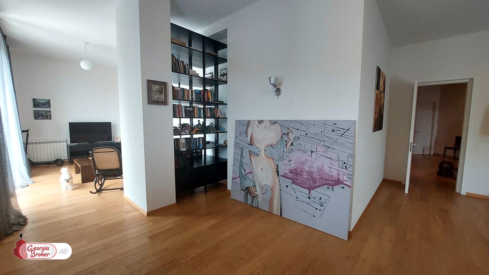 nearly repaired 8-room apartment for sale