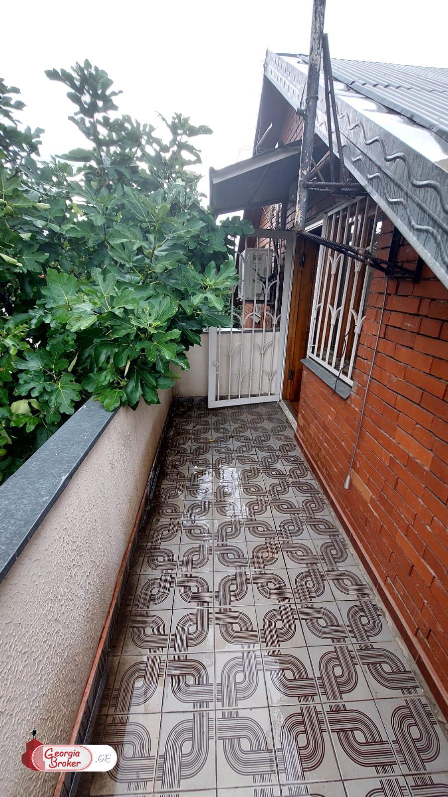 в аренду дом с новым ремонтом 7-комнат