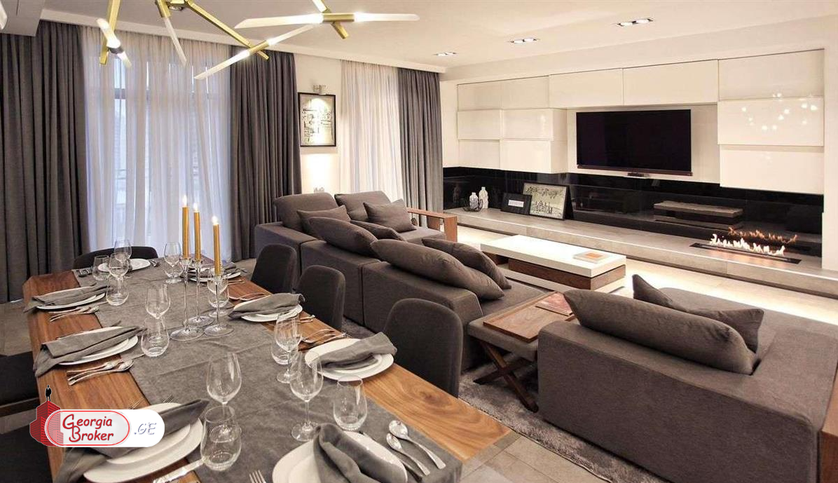 nearly repaired 7-room apartment for sale