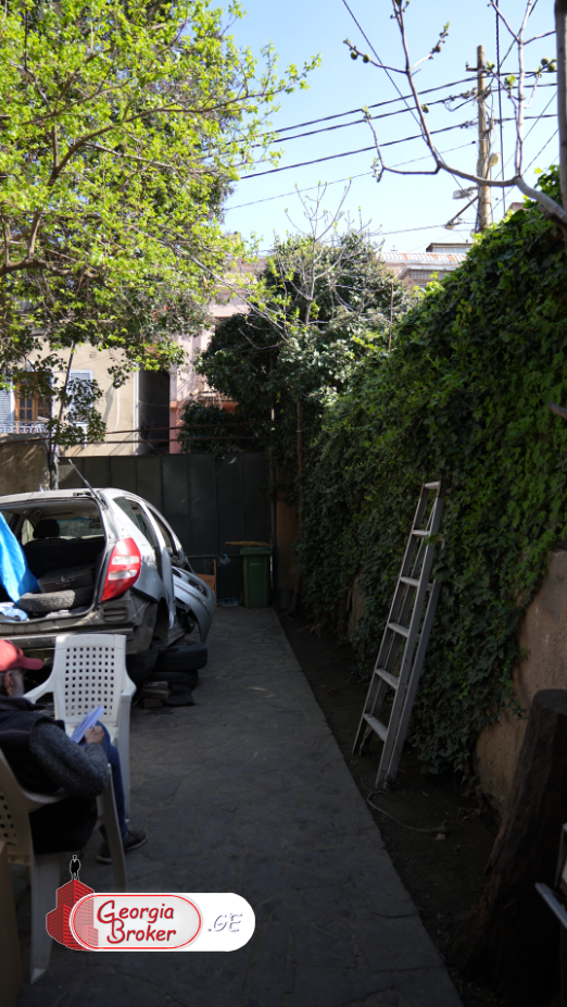 without repair 7-room house for sale