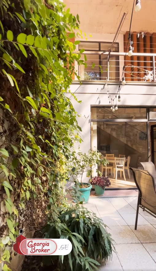 nearly repaired 7-room house for sale