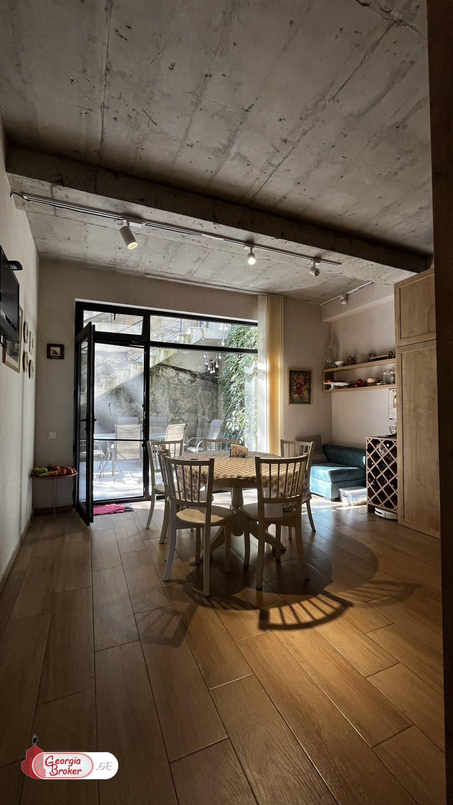 nearly repaired 7-room house for sale