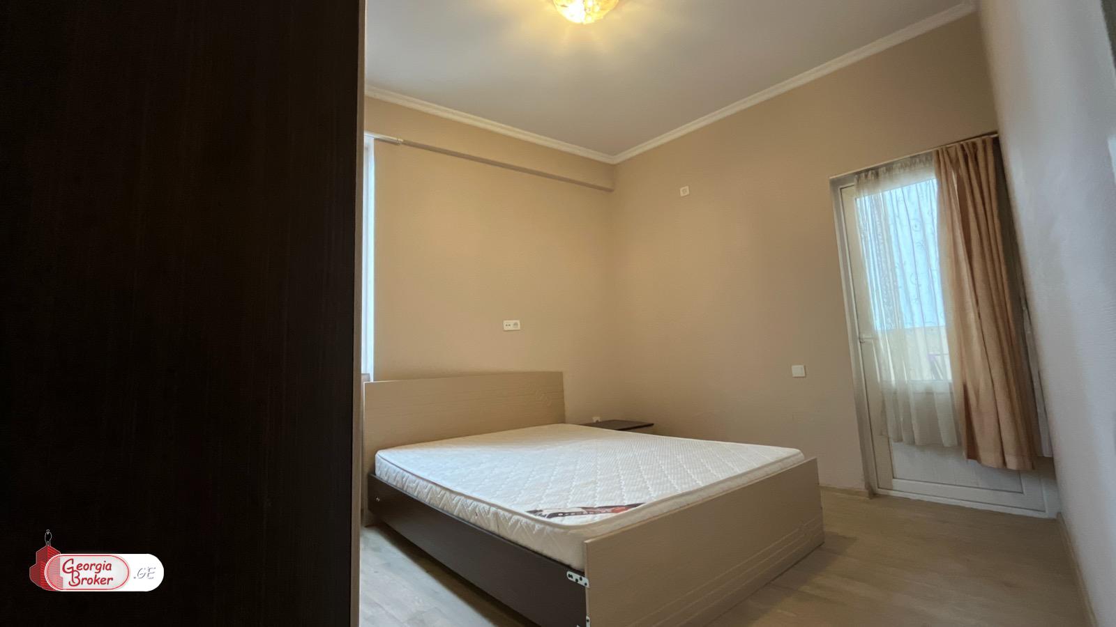 nearly repaired 2-room apartment for sale