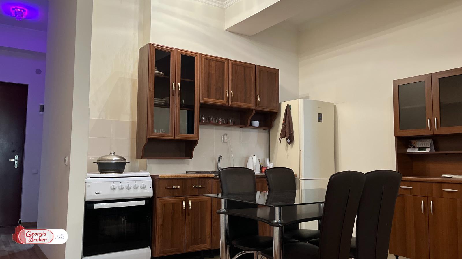 nearly repaired 2-room apartment for sale