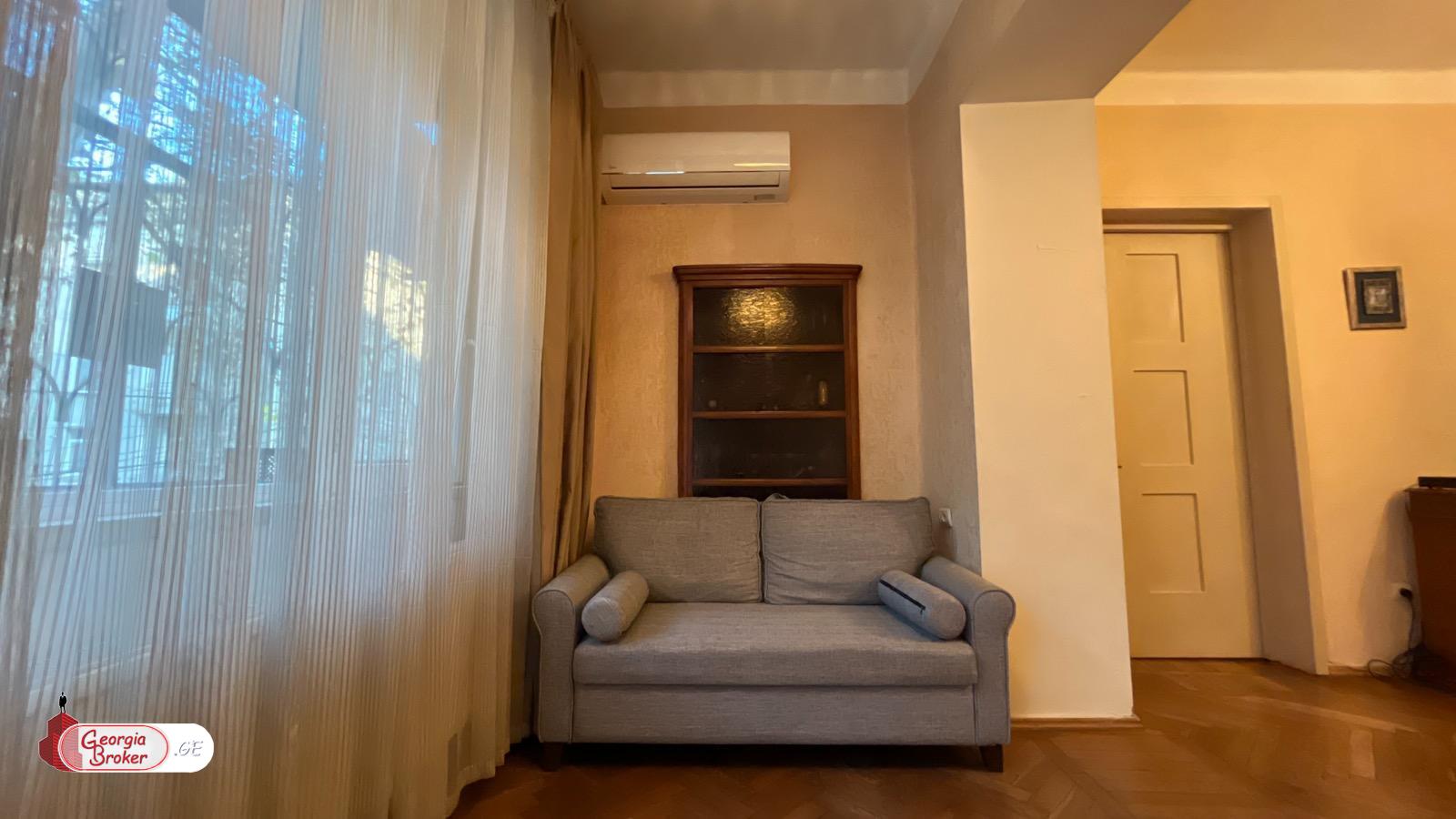 nearly repaired 4-room apartment for sale