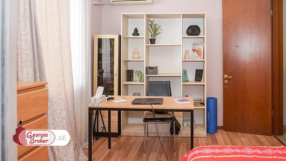 nearly repaired 4-room apartment for sale