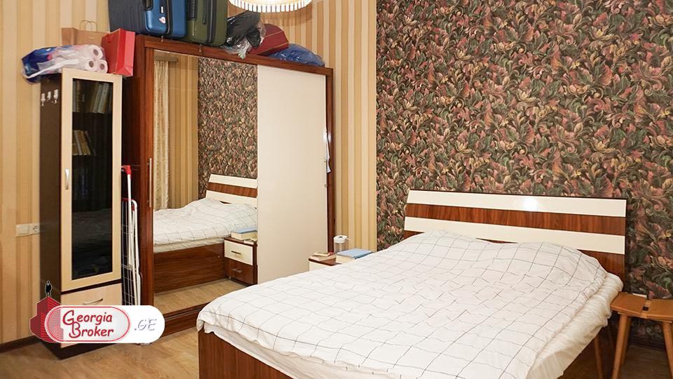 nearly repaired 4-room apartment for sale