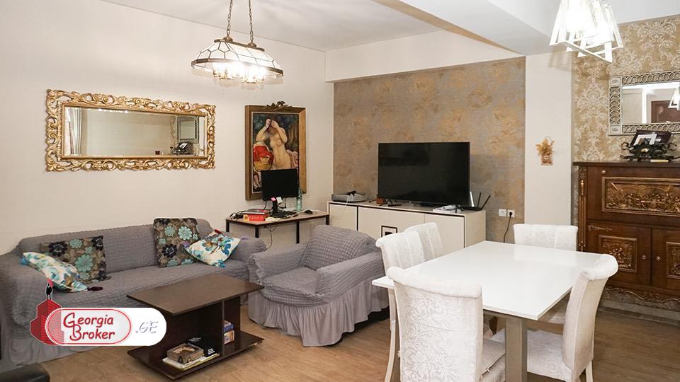 nearly repaired 4-room apartment for sale