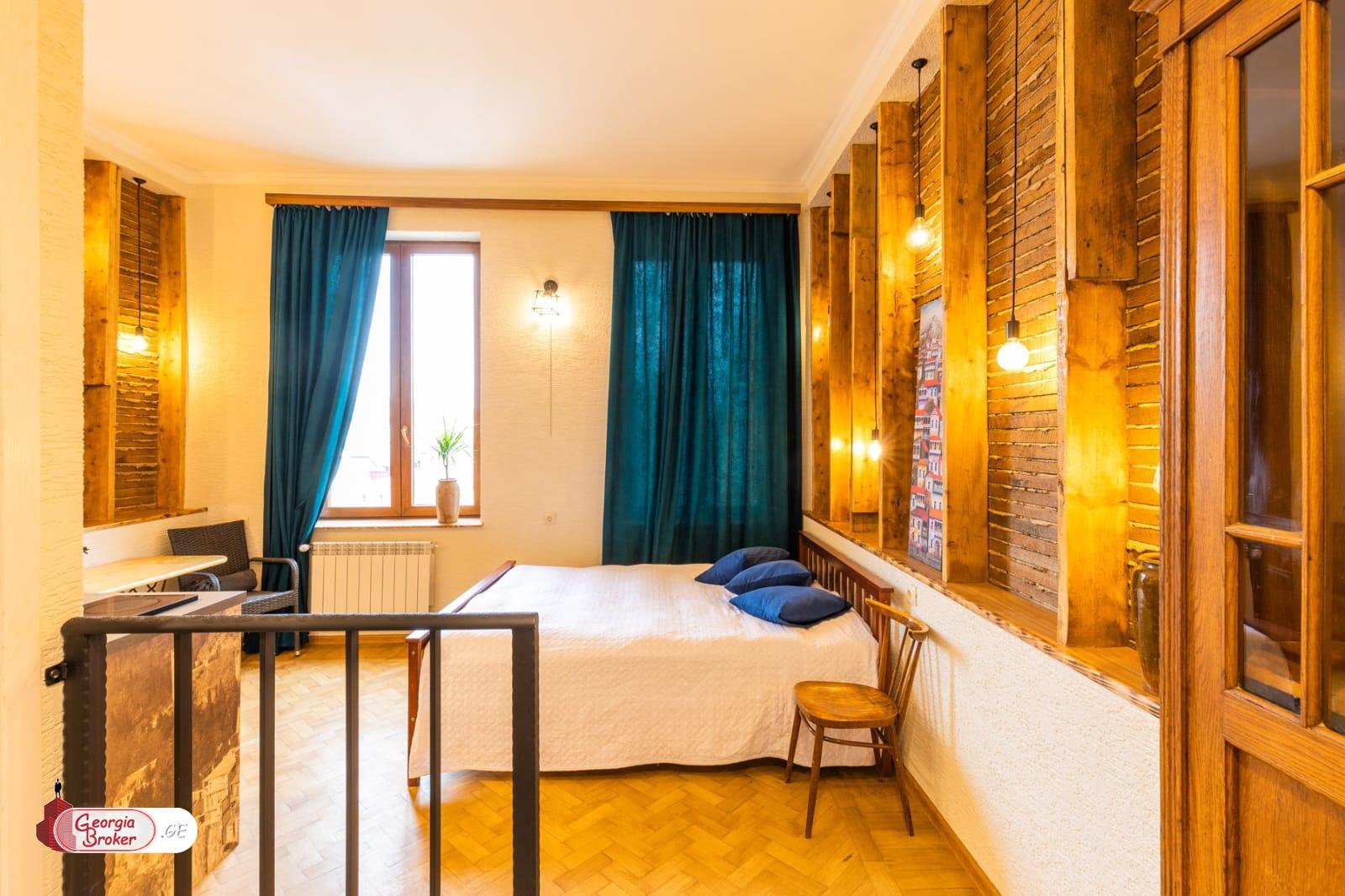 nearly repaired 5-room hotel for sale