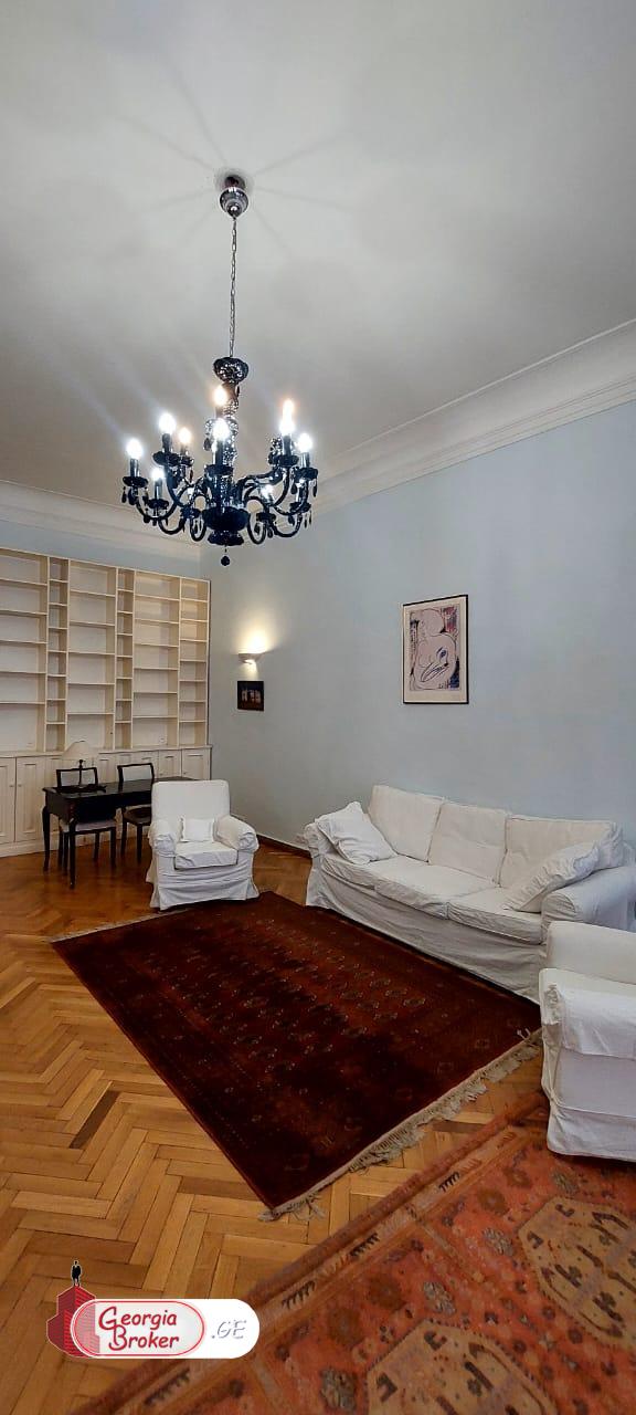 nearly repaired 7-room house for sale