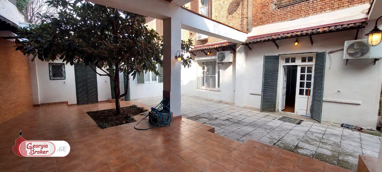 იყიდება ახალი გარემონტებული საოფისე ფართი მთაწმინდაზე