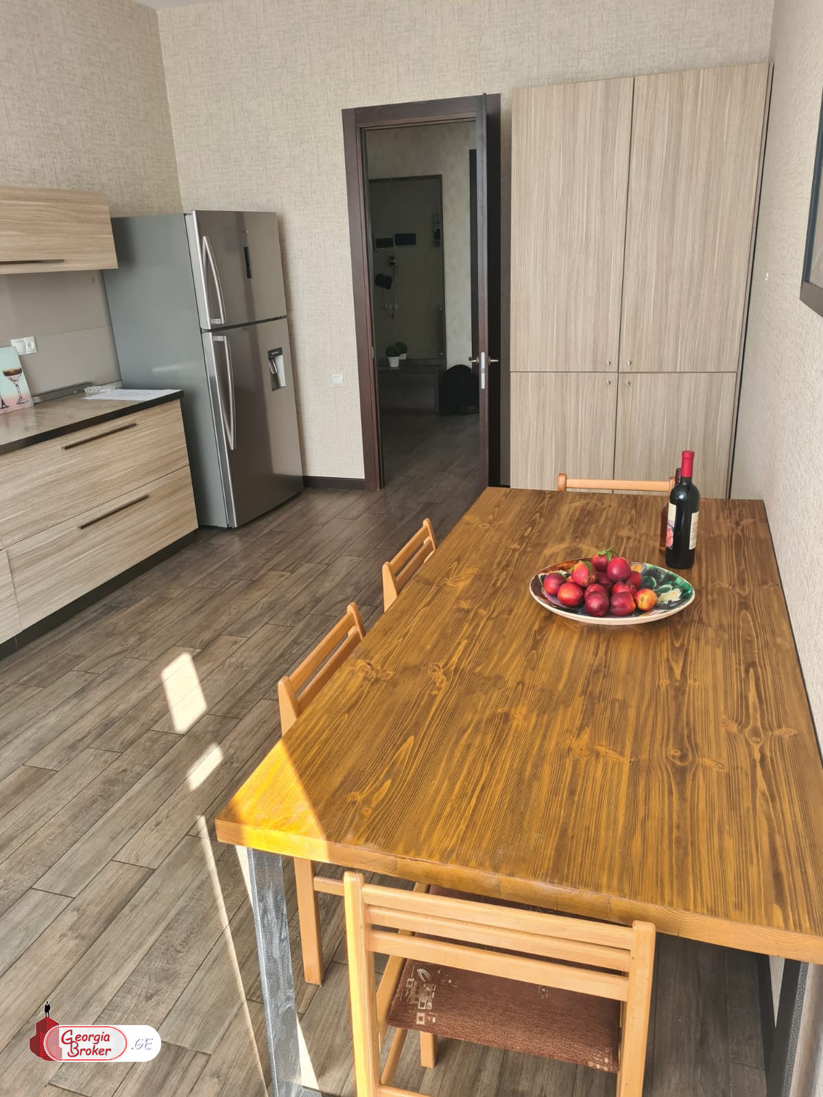 в аренду дом с новым ремонтом 8-комнат