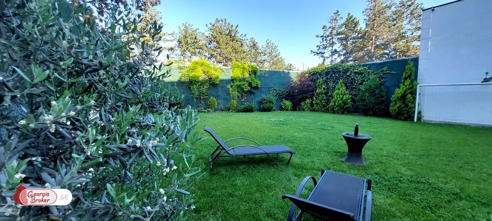 в аренду дом с новым ремонтом 9-комнат