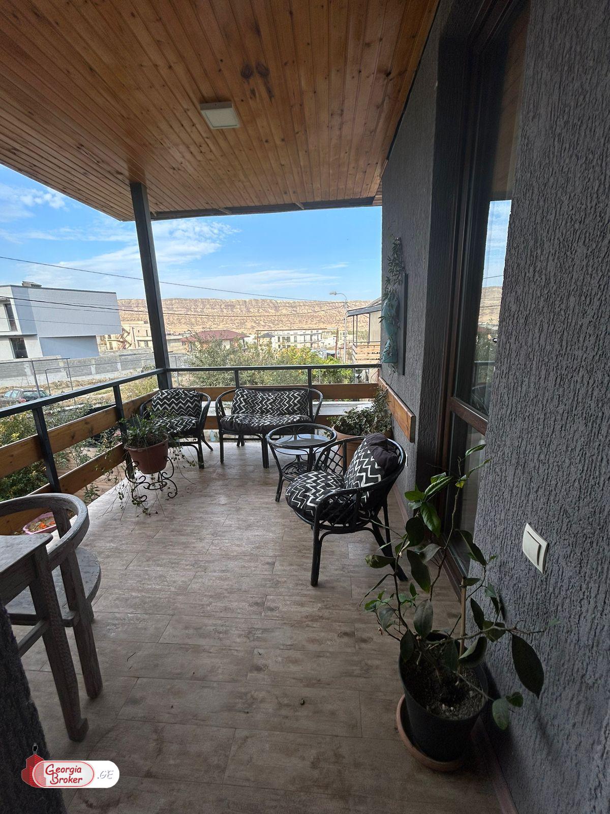 ქირავდება ახალი გარემონტებული 5 ოთახიანი სახლი ლისზე