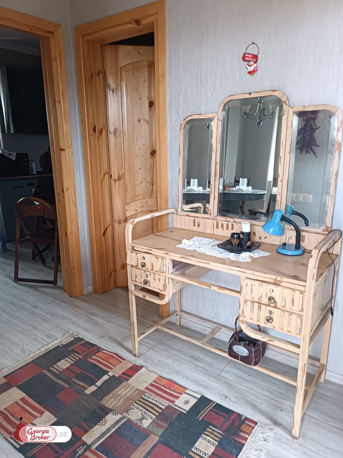 ქირავდება ახალი გარემონტებული 5 ოთახიანი სახლი თხინვალაში