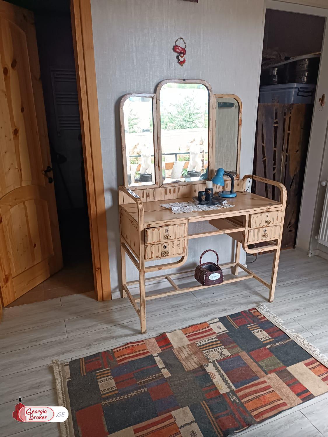 ქირავდება ახალი გარემონტებული 5 ოთახიანი სახლი თხინვალაში