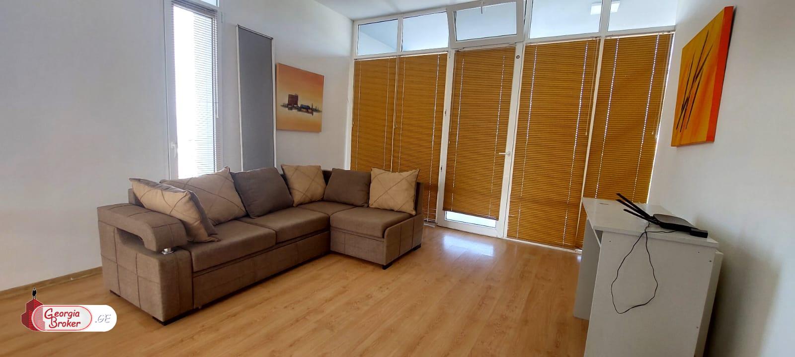 ქირავდება ახალი გარემონტებული 8 ოთახიანი აგარაკი წავკისში