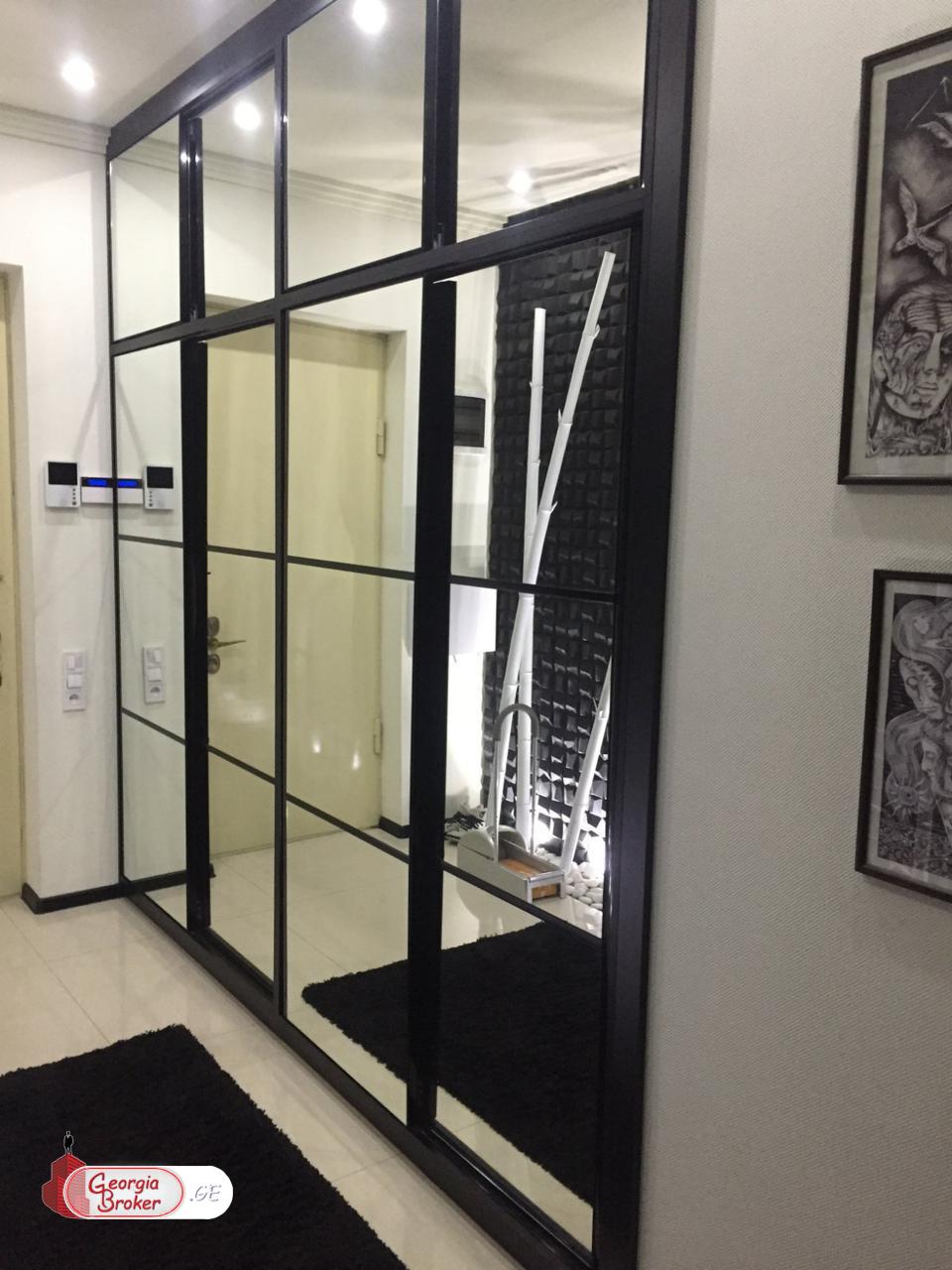 nearly repaired 5-room apartment for rent