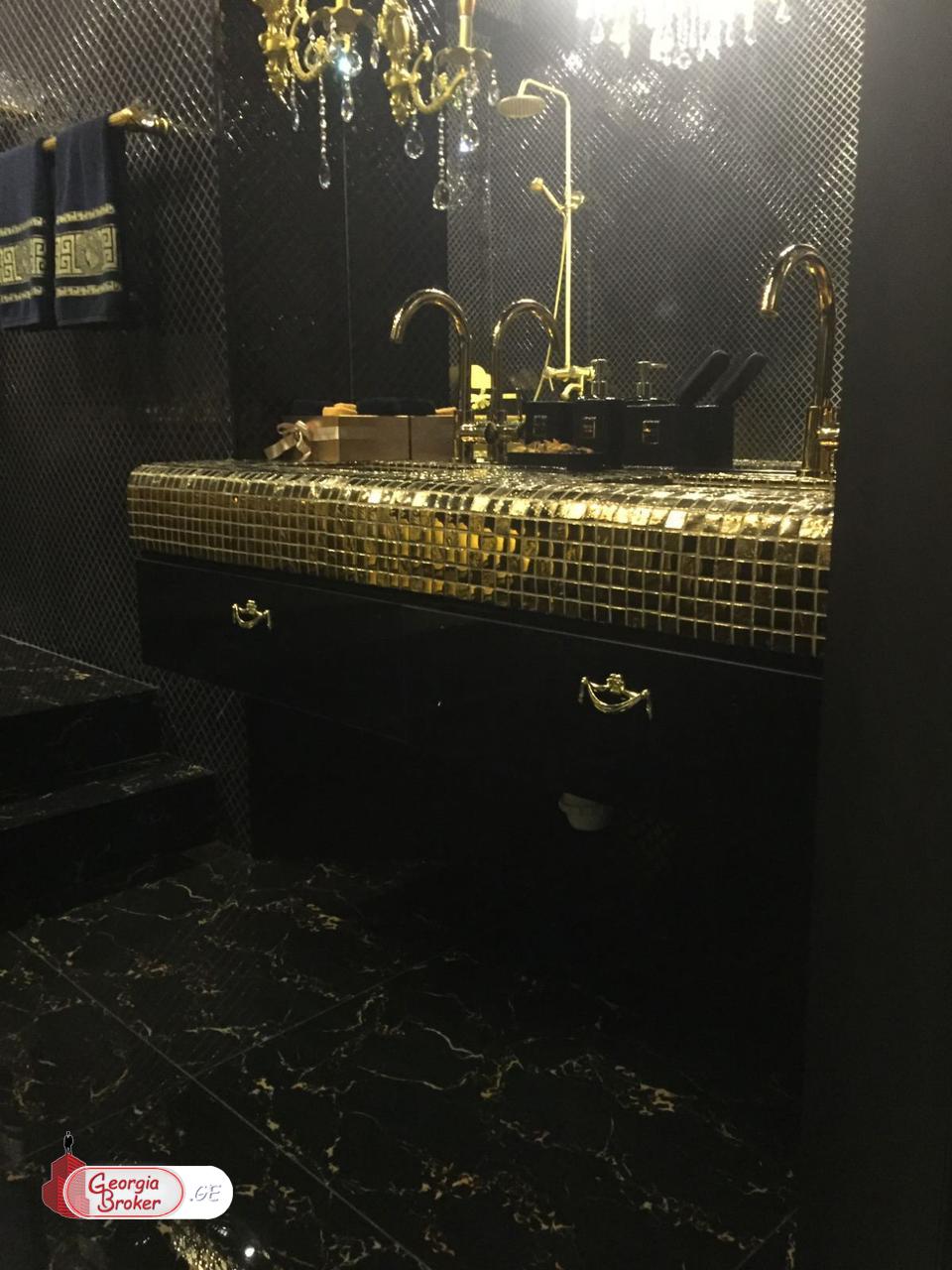 nearly repaired 5-room apartment for rent