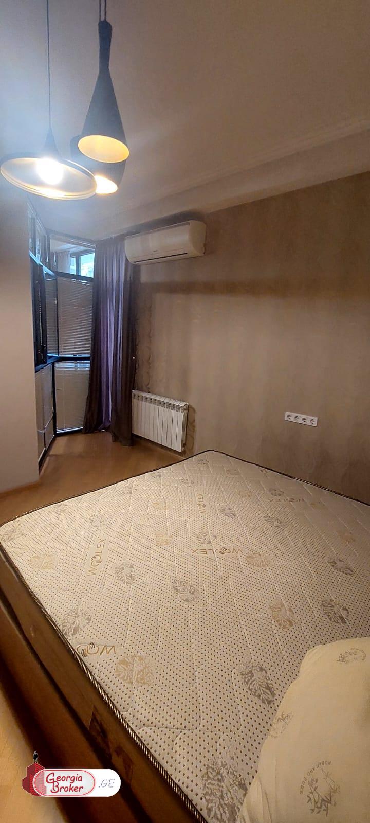 ქირავდება ახალი გარემონტებული 2 ოთახიანი ბინა