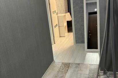 ქირავდება ახალი გარემონტებული 2 ოთახიანი ბინა ვაკეში