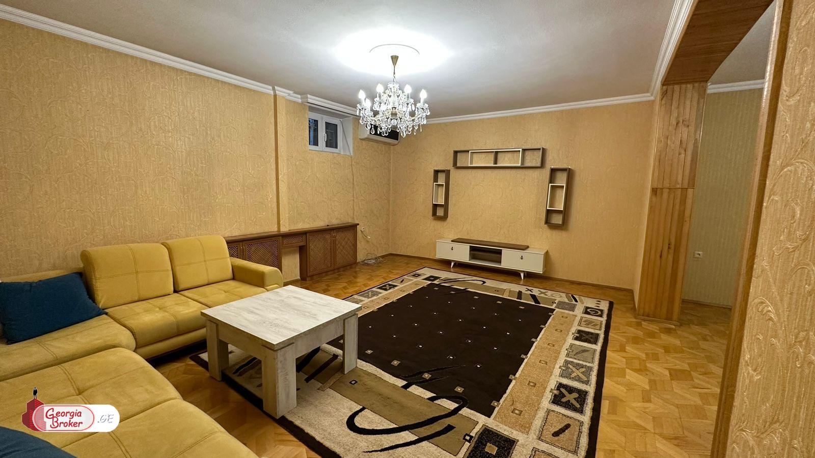 в аренду офис с новым ремонтом 7-комнат