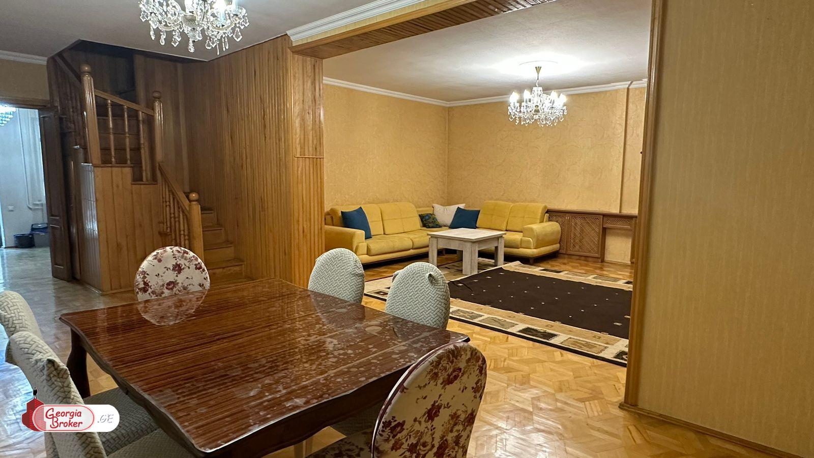 в аренду дом с новым ремонтом 7-комнат