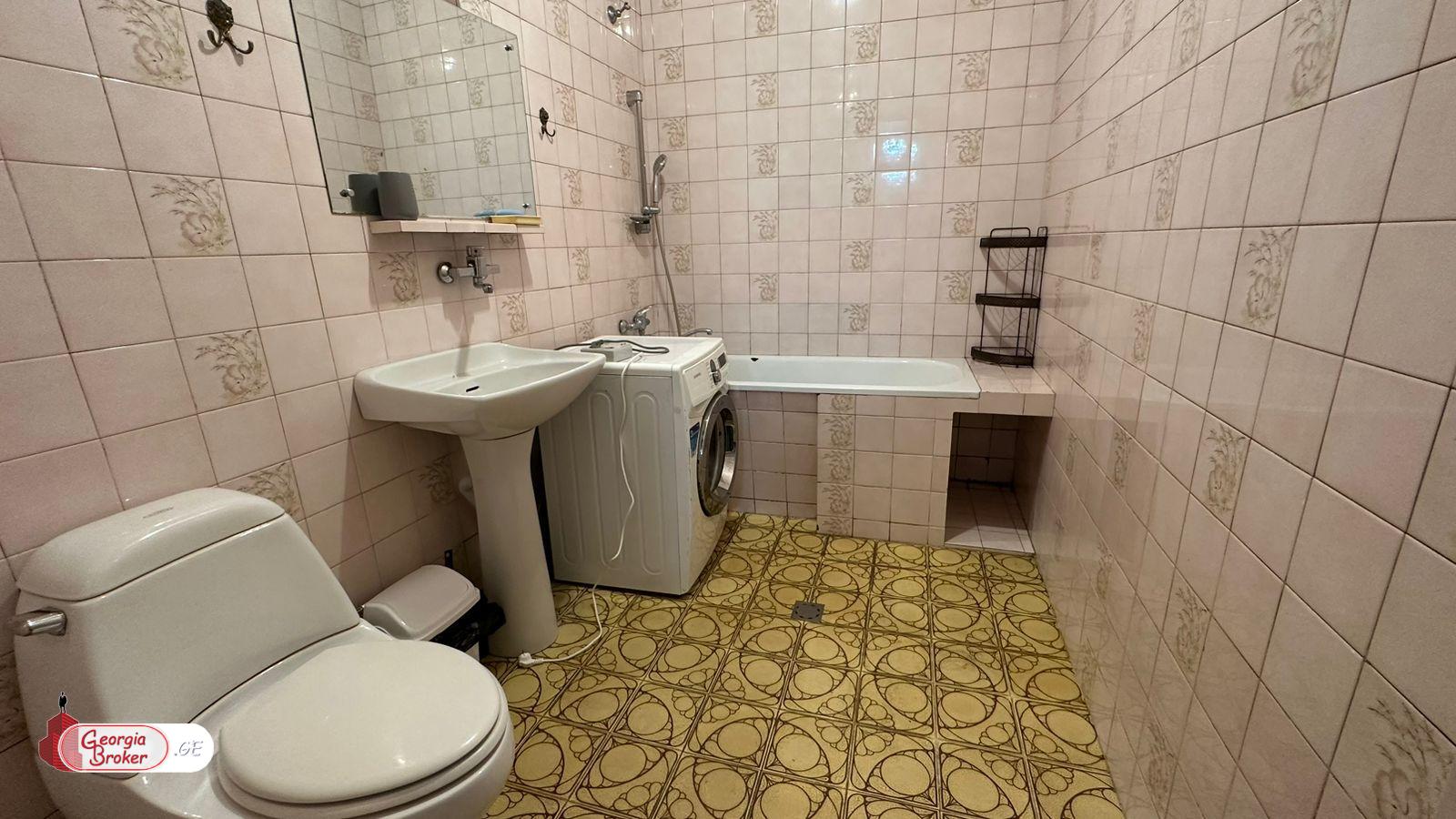 в аренду офис с новым ремонтом 7-комнат