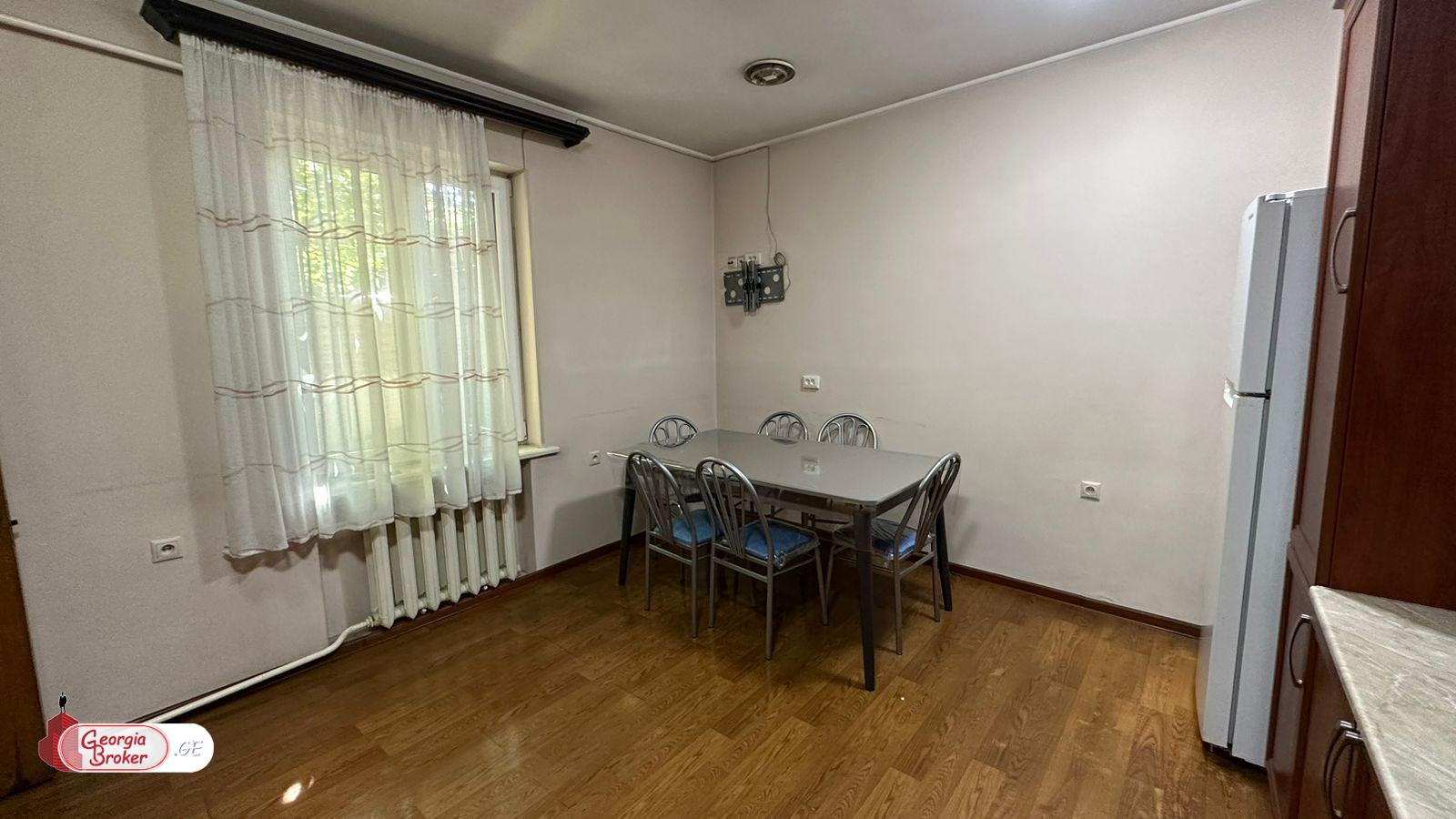 в аренду офис с новым ремонтом 7-комнат