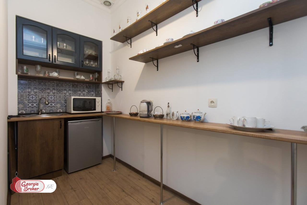 nearly repaired 11-room hotel for sale