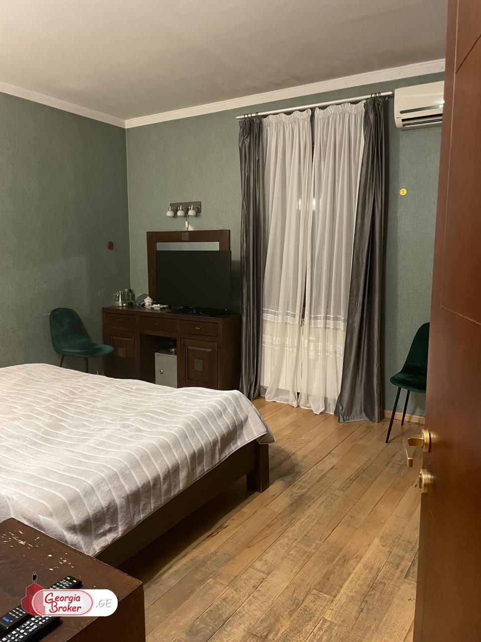 ქირავდება ახალი გარემონტებული საოფისე ფართი ვაკეში