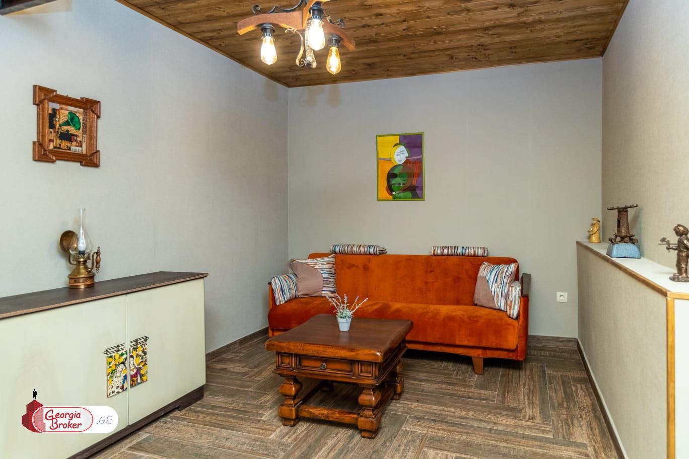 ქირავდება ახალი გარემონტებული 6 ოთახიანი სახლი მთაწმინდაზე