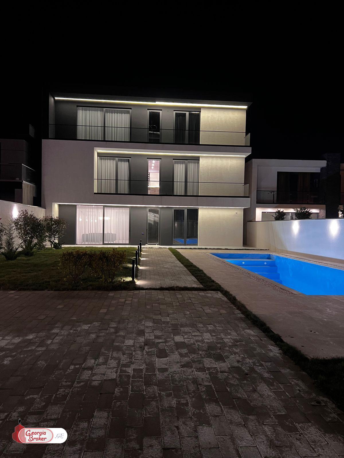 ქირავდება ახალი გარემონტებული 9 ოთახიანი სახლი დიდ დიღომში