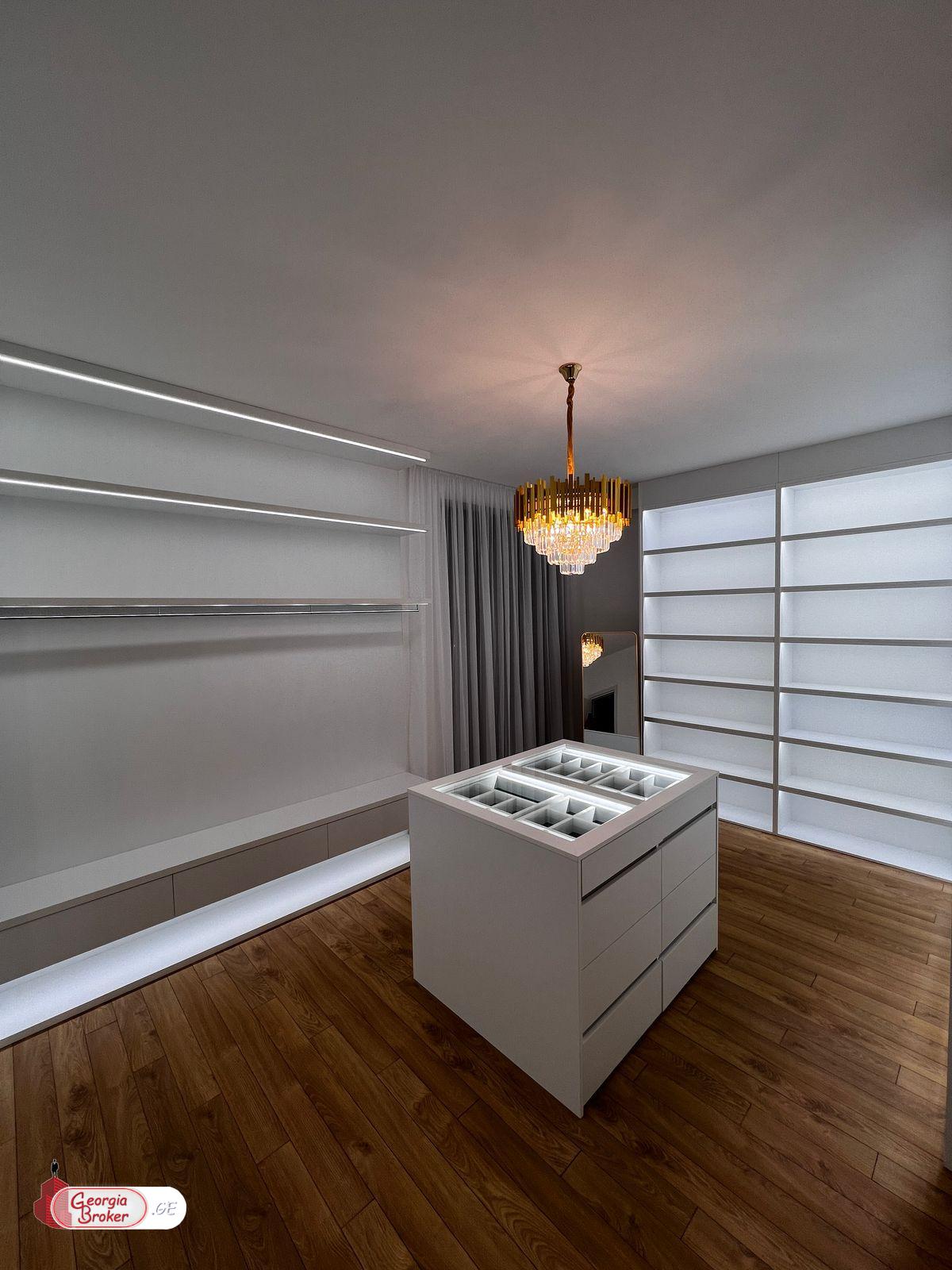 ქირავდება ახალი გარემონტებული 9 ოთახიანი სახლი დიდ დიღომში