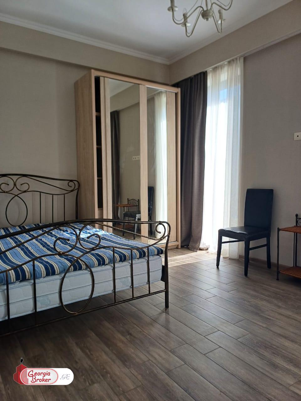 ქირავდება ახალი გარემონტებული 6 ოთახიანი სახლი წავკისში