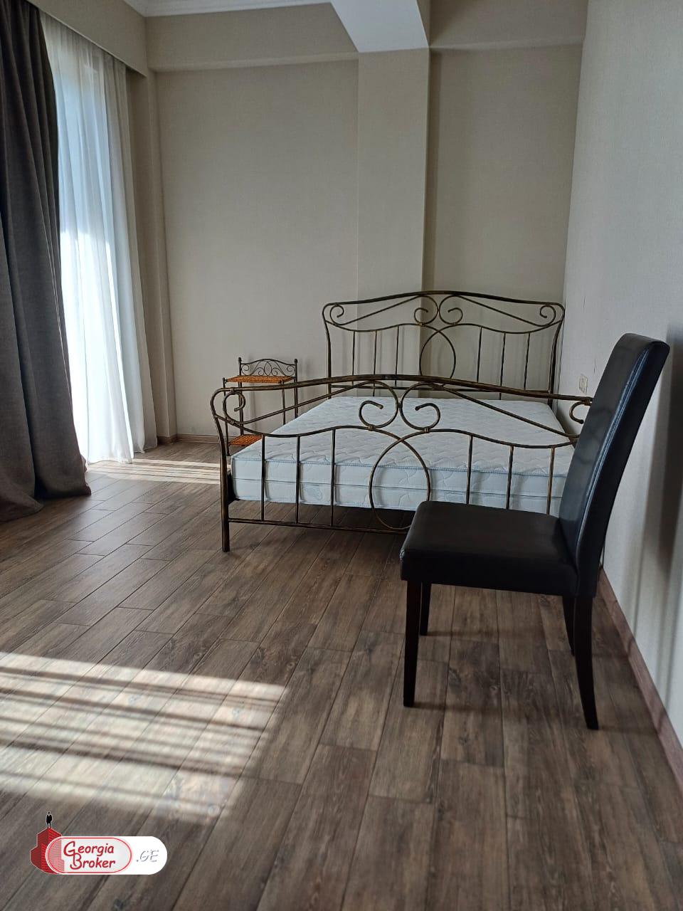 ქირავდება ახალი გარემონტებული 6 ოთახიანი სახლი წავკისში